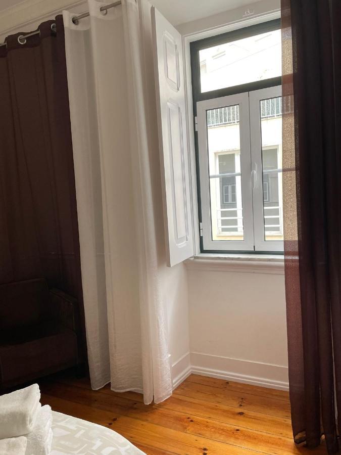 Rustic M2 R1 - Amazing Double Room With Shared Bathroom Lisboa المظهر الخارجي الصورة